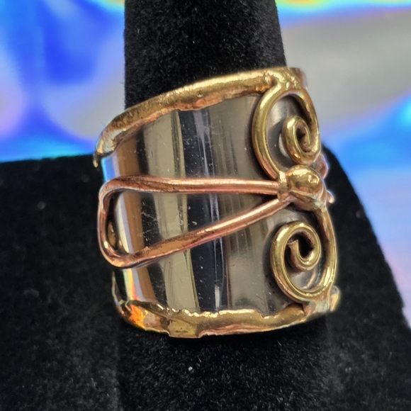 Ring Brass & Copper‎ Cuff Item# 0067 - Picture 3 of 4